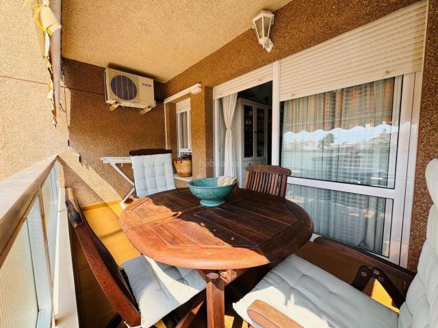 Piso en venta en Torrox, Centro Internacional. Magnífico piso en la prestigiosa urbanización Costa del Oro, en Torrox Costa. Pisos.