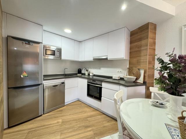 Piso en venta en Torrox, Centro Internacional. piso de un dormitorio en costa del oro. Pisos.
