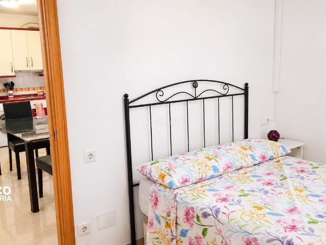 Piso en venta en Torrox, El Morche. Apartamento en venta en El Morche, a un paso del marDescubre este acogedor apartamento de 1 dormitorio, ideal tanto como inversión. Pisos.