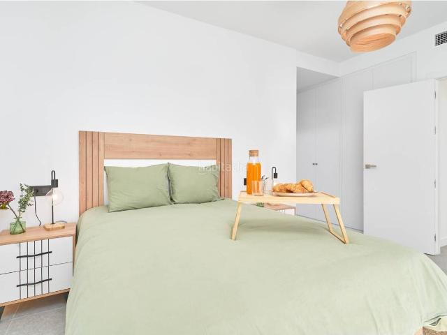 Piso en venta en Torrox, Laguna Beach. Bajo al sur en el Morche. Pisos.