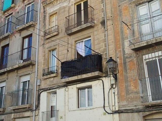 Piso en venta en Tortosa, de 36 m² 1 habitación por 22.000
