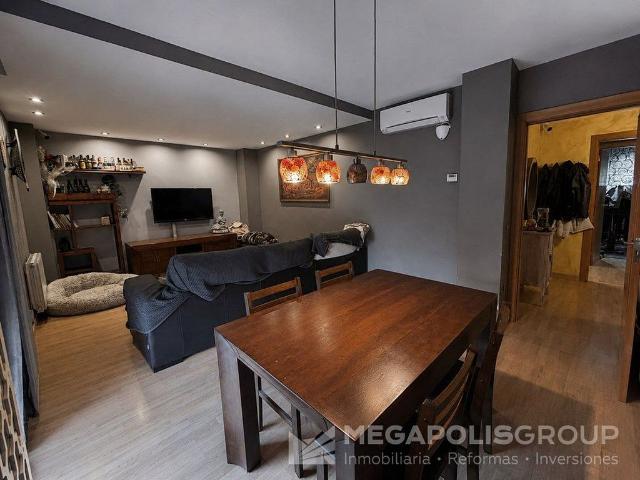 Piso en venta en travesía De Can Morral, Abrera, de 85 m² 3 habitaciones por 234.216