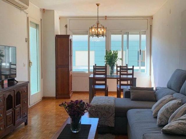 Piso en venta en travesía De Dalt, Barcelona, de 130 m² 4 habitaciones por 665.000