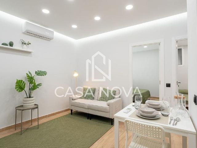 Piso en venta en travesía De Gràcia, Barcelona, de 55 m² 2 habitaciones por 190.000