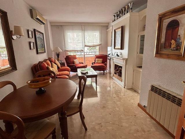 Piso en venta en travesía De Gracia, Barcelona, de 86 m² 4 habitaciones por 570.000