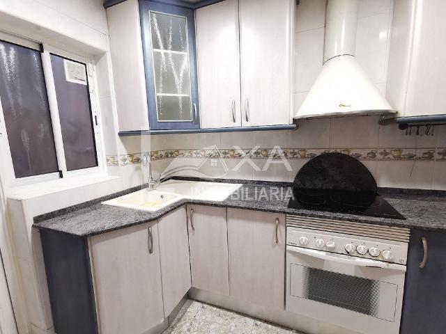 Piso en venta en travesía De la Llum, Sant Joan Despí, de 54 m² 2 habitaciones por 172.000