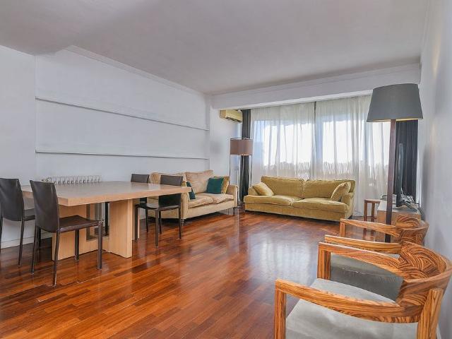 Piso en venta en travesía De Les Corts, Barcelona, de 99 m² 3 habitaciones por 715.000