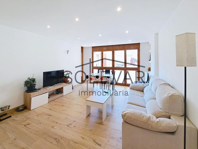 Piso en venta en Tremp Pirineos. GRAN PISO CÉNTRICO EN TREMP CON PARKING. Pisos.