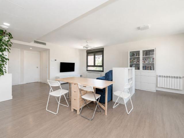 Piso en venta en Tres Cantos, Primera Fase Nuevo Tres Cantos. Piso Seminuevo en Tercera Fase. Pisos Tres.