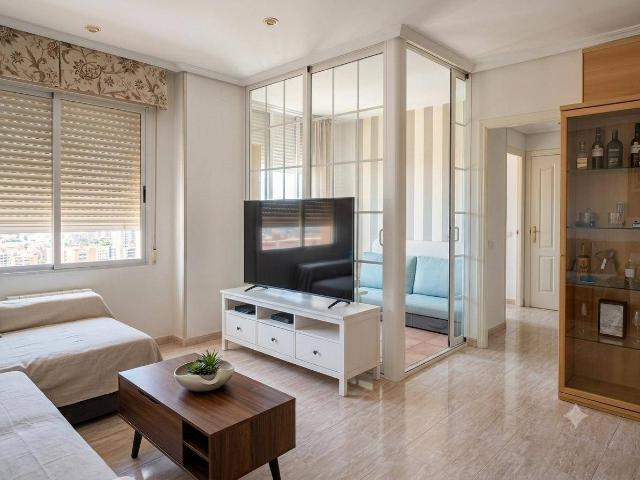 Piso en Venta en Triana Este