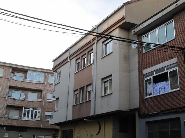 Piso en Venta en Trobajo del Camino