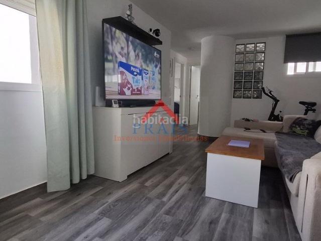 Piso en venta en Utrera, Salesianos. Piso en venta en La Paz, 2 dormitorios. Pisos.