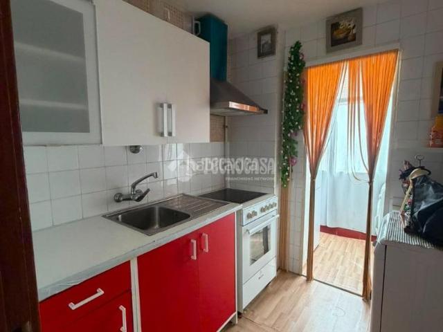 Piso en venta en Utrera, Salesianos. Piso en venta en Utrera. Pisos.