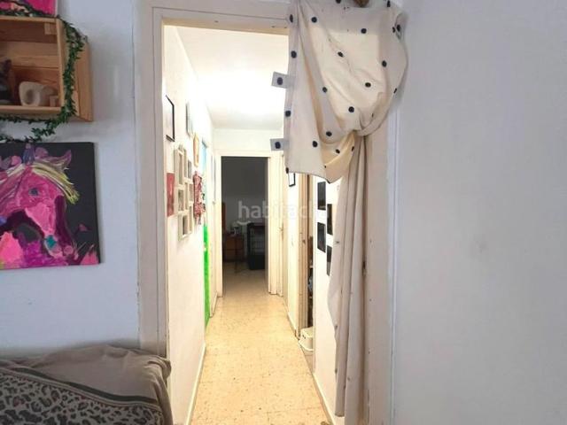 Piso en venta en Utrera, Salesianos. Tu nuevo hogar te espera en un entorno lleno de tranquilidad!. Pisos.