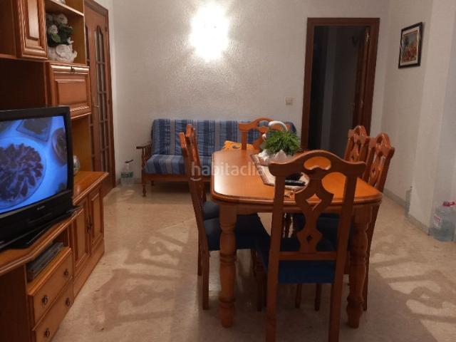 Piso en venta en Úbeda. Pisos.