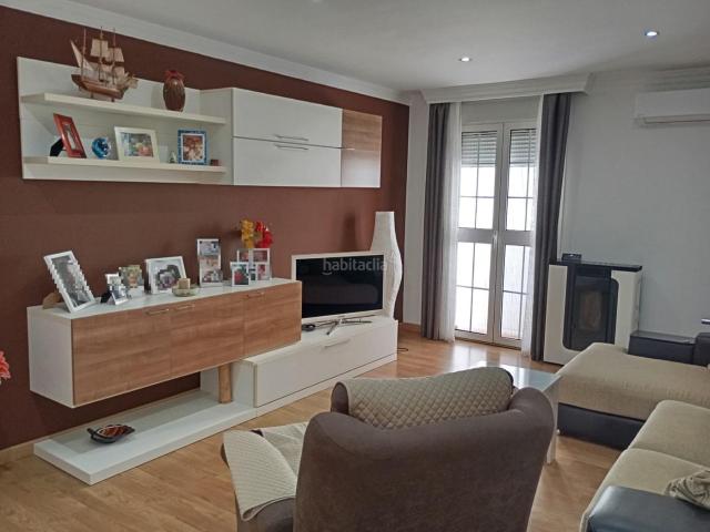 Piso en venta en Ubrique, Alameda del Cura Barriada Andalucia. VENTA MAGNÍFICO PISO EN PLANTA BAJA REFORMADO. Pisos.