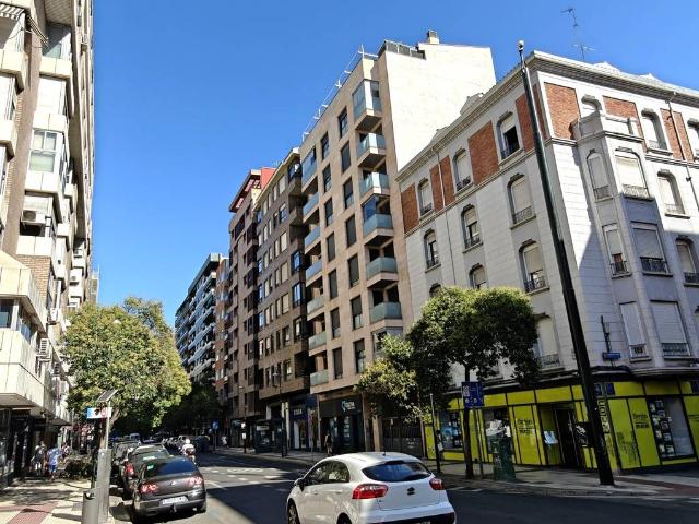 Piso en Venta en Universidad San Francisco