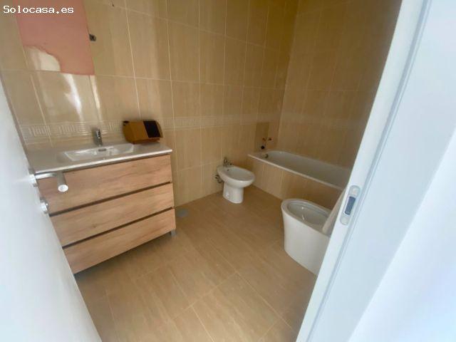 Piso en Venta en Urbanización Roquetas de Mar, Almería