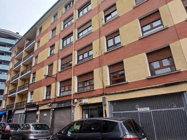 Piso en Venta en Usansolo