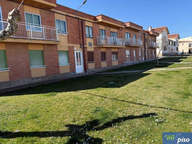 Piso en Venta en Valoria la Buena