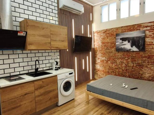 Piso en Venta en Valdeacederas