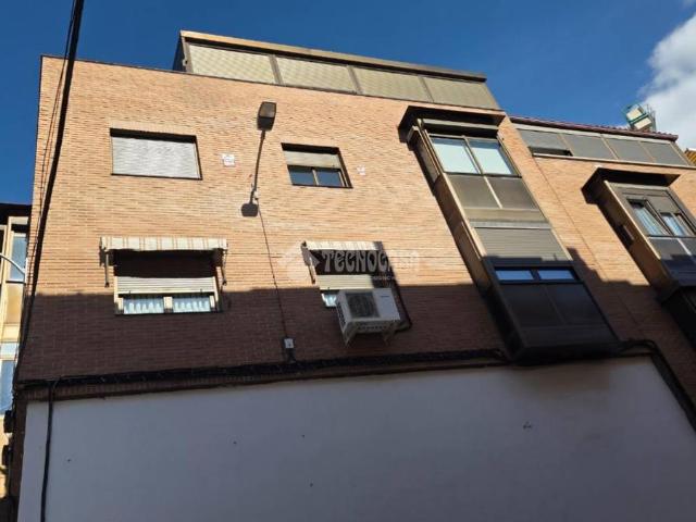Ático en Venta en Valdeacederas