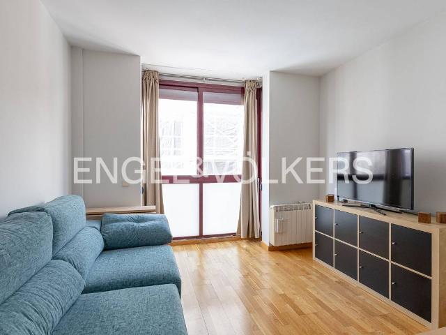 Piso en Venta en Valdeacederas
