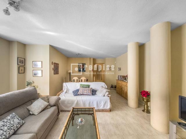 Piso en Venta en Valdebernardo Valderribas
