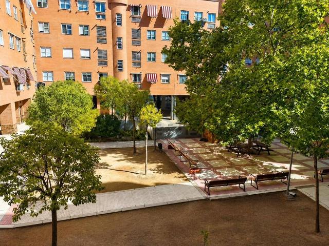 Piso en Venta en Valdebernardo Valderribas