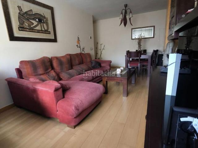 Piso en venta en Valdemoro, Hospital. Piso con piscina y pista de pádel. Pisos.
