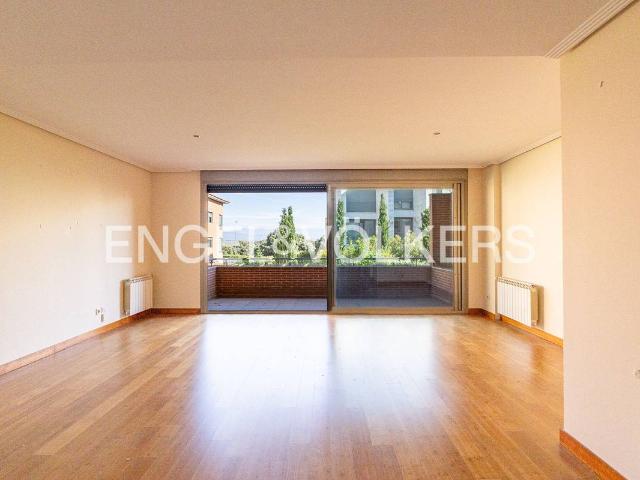 Piso en Venta en Valdemarín