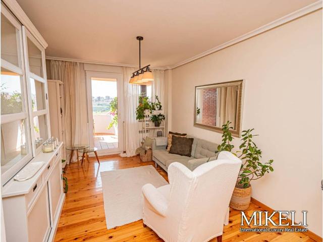 Piso en Venta en Valdenoja
