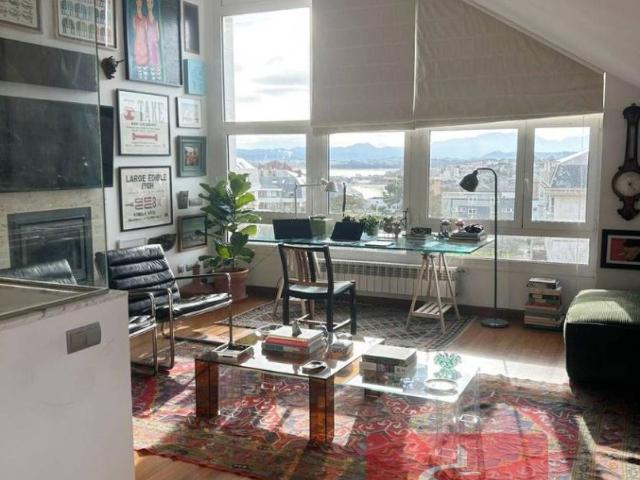 Piso en Venta en Valdenoja
