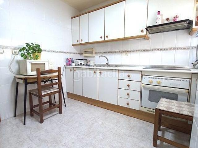 Piso en venta en Valdepeñas. PISO 4 DORMITORIOS ZONA HOSPITAL. Pisos.