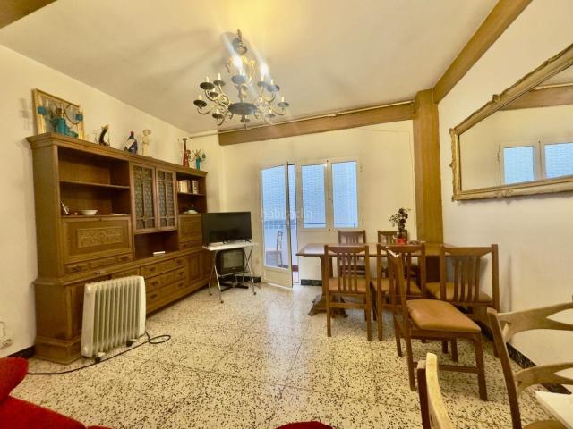 Piso en venta en Valdepeñas. Piso en venta en Centro, 3 dormitorios. Pisos.
