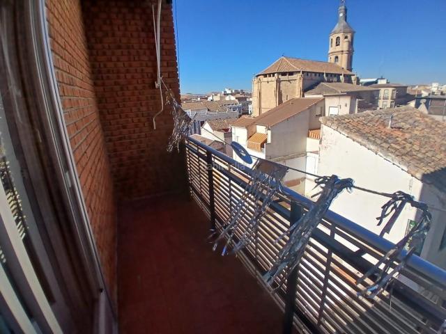 Piso en venta en Valdepeñas. Piso en venta en Centro, 3 dormitorios. Pisos.