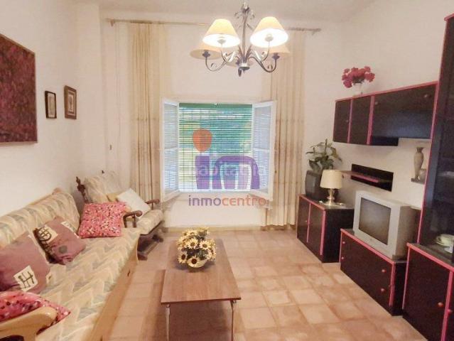 Piso en venta en Valdepeñas. Piso en venta en Centro, 4 dormitorios. Pisos.