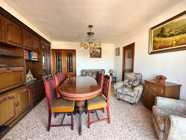Piso en venta en Valencia, Malilla. Piso en venta en Calle Isla Cabrera. Pisos.