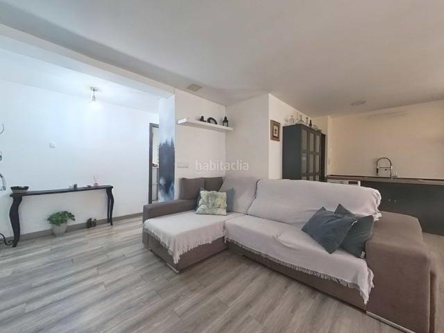 Piso en venta en Valencia, Malva Rosa. A PIE DE MAR EN MALVARROSA PEGADO A LA PATACONA. Pisos.