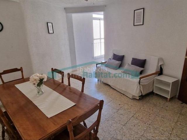 Piso en venta en Valencia, Malva Rosa. Amplia y cuidada vivienda, a un paso de la playa de la Malvarrosa y la Patacona. Pisos.