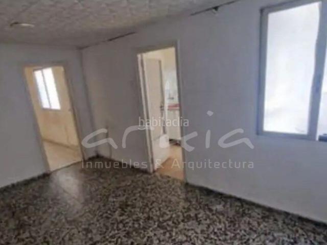 Piso en venta en Valencia, Malva Rosa. ARKIA ESTUDIO te ofrece Piso en venta en VALENCIA zona MALVARROSA. Pisos.