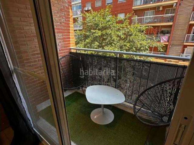Piso en venta en Valencia, Malva Rosa. INMOBILIARIA SERRERIA VENDE EN EXCLUSIVA ESTA FANTÁSTICA VIVIENDA A UN PASO DE LA PLAYA DE LA MALVARROSA Hay lugares. Pisos.