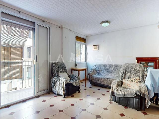 Piso en venta en Valencia, Malva Rosa. Pisos.
