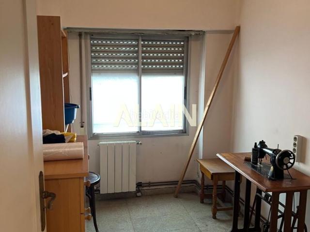 Piso en venta en Valencia, Marxalenes. PISO CON GARAJE EN LA ZONA DE MARCHALENES VALENCIA CAPITAL. Pisos.