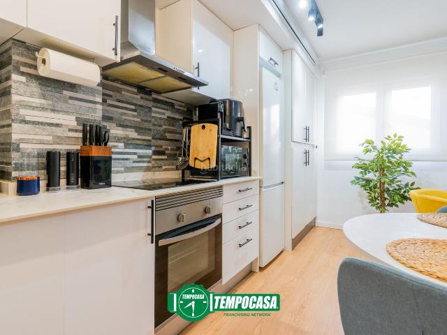 Piso en venta en Valencia, Mestalla. Piso en venta en Calle de Caravaca. Pisos.