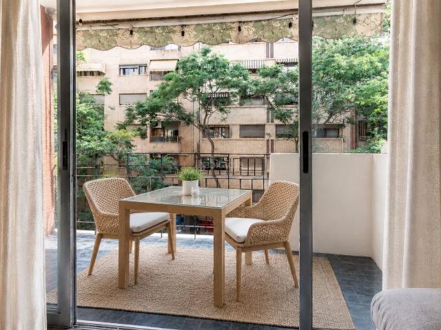 Piso en venta en Valencia, Mont Olivet. En venta esta magnífica vivienda en la mejor ubicación de Monteolivete. Pisos.