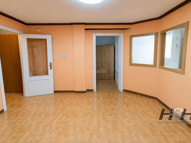 Piso en venta en Valencia, Nou Moles. Pisos.