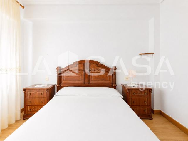 Piso en venta en Valencia, Aiora. AMPLITUD, LUZ Y COMODIDAD EN UNA SÉPTIMA PLANTA. Pisos.