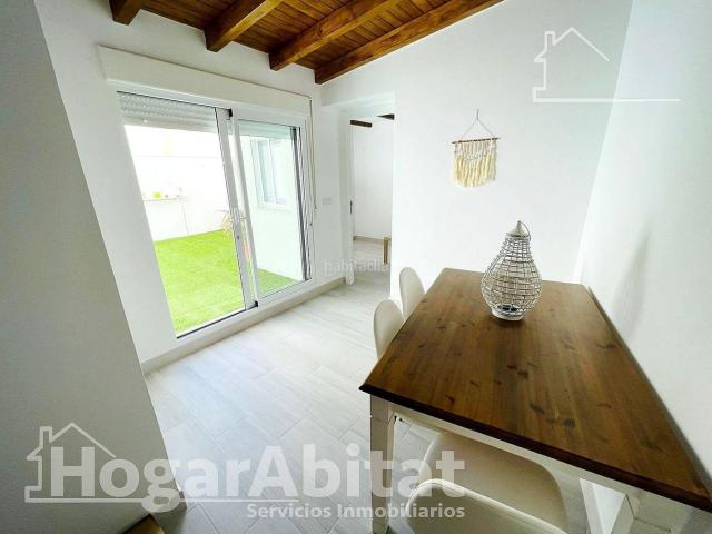 Piso en venta en Valencia, Aiora. PRECIOSO BAJO, LUMINOSO Y TOTALMENTE REFORMADO CON DOS TERRAZAS. Pisos.