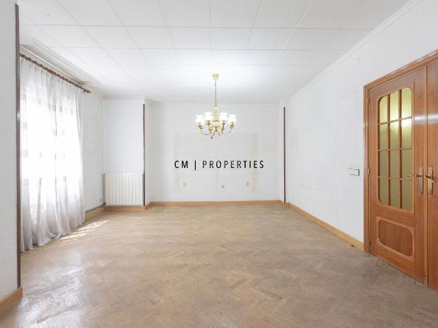 Piso en venta en Valencia, Arrancapins. Piso en Venta de 4 habitaciones en Arrancapins. Pisos.